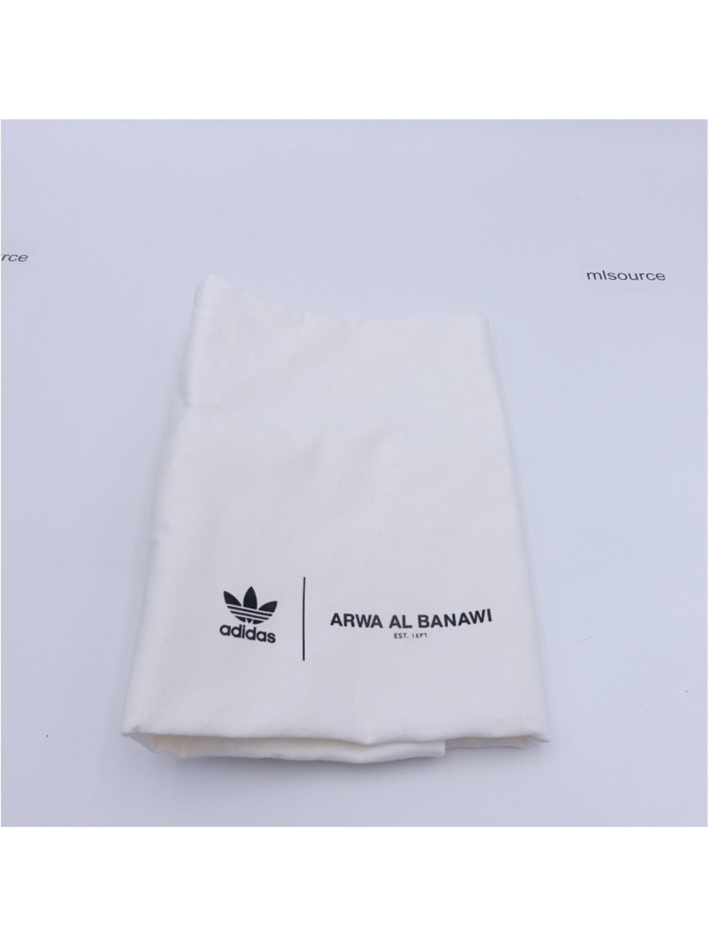 NEW adidas Originals x Arwa Al Banawi Forum 84 Lo Shoes - Picture 9 of 10